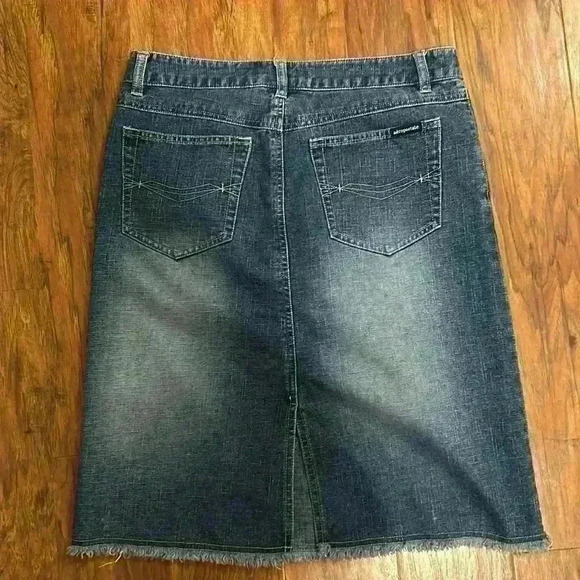 Aeropostale Denim Skirt Girl’s Size 3 Frayed Hem distressed - Picture 6 of 10